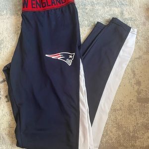 Patriots women’s leggings in brand new condition